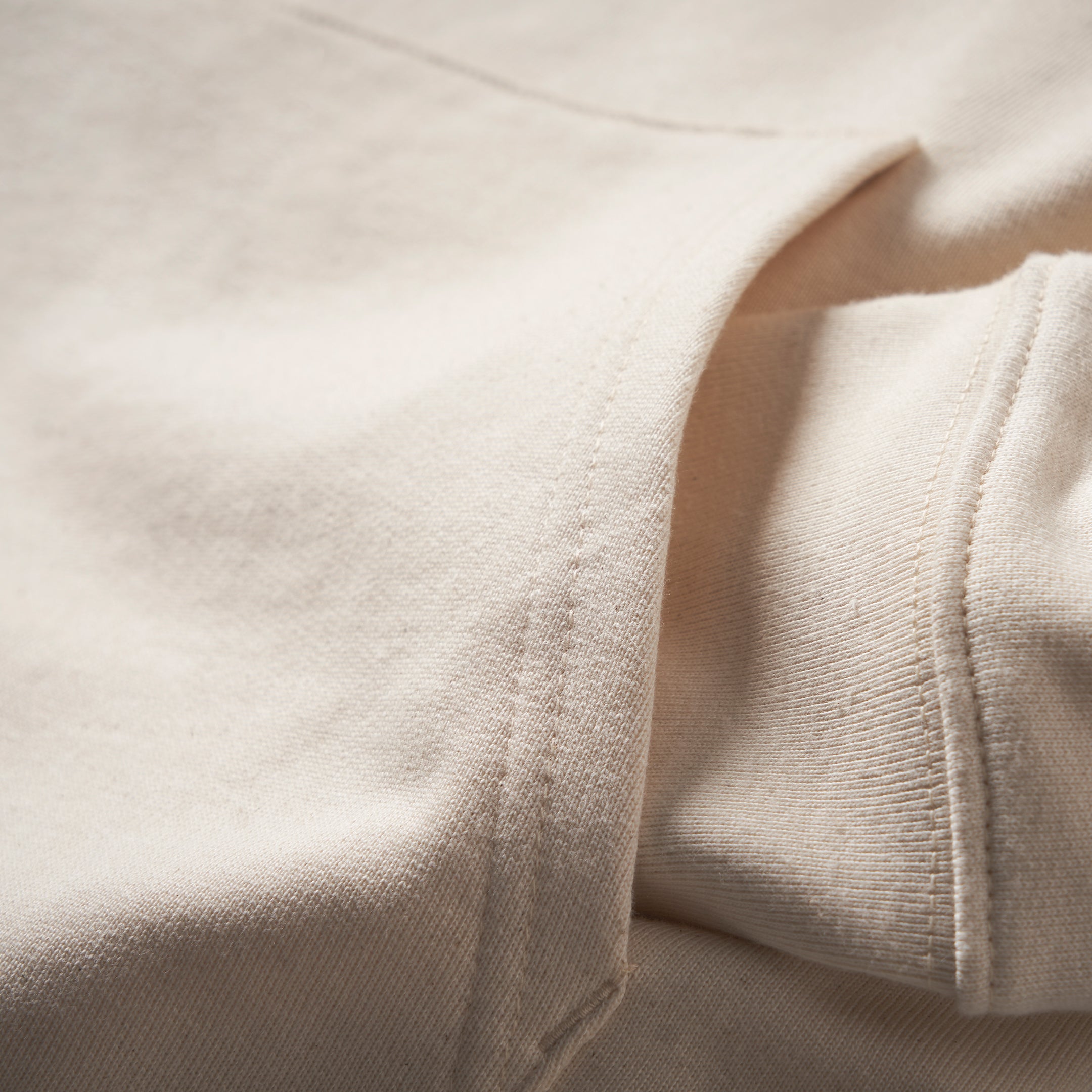 LVLS HERO HOODIE - BLACK